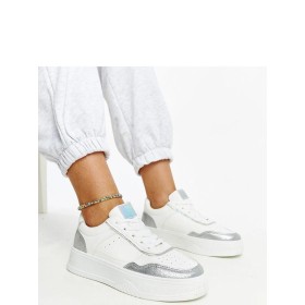 Baskets model 207411 Solea