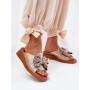 Clacquettes model 211954 Step in style