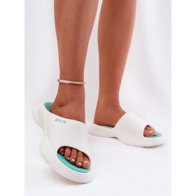 Clacquettes model 212371 Step in style