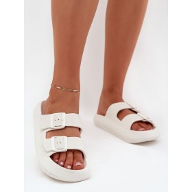 Clacquettes model 215953 Step in style